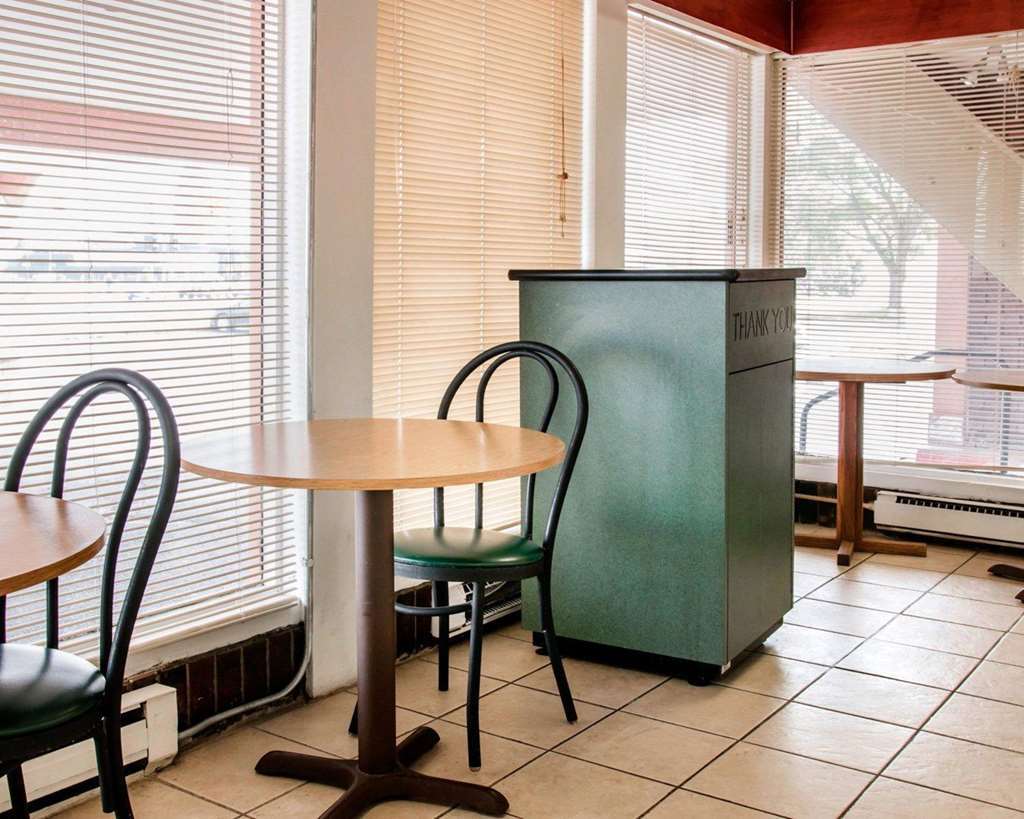 Econo Lodge Battle Creek Restaurante foto